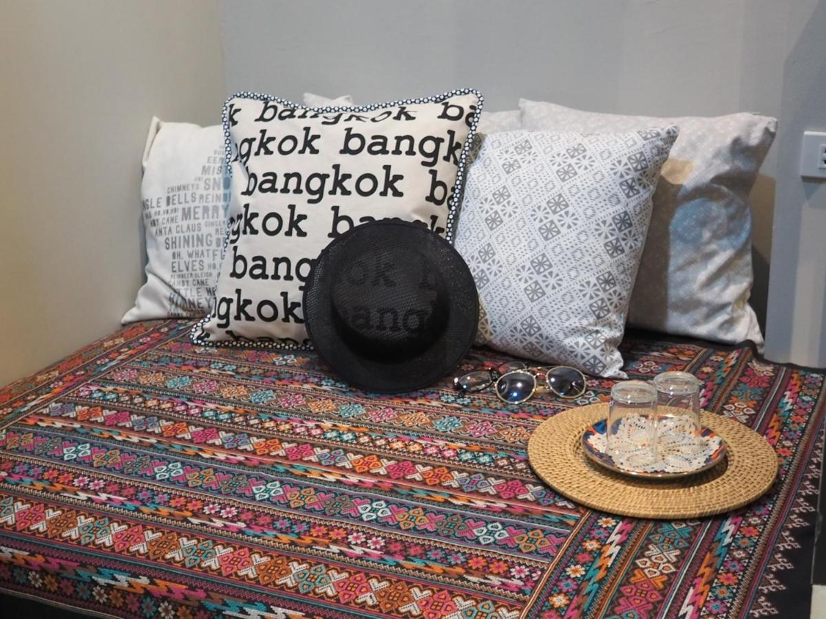 Bed and Breakfast Chomm House Bangkok Esterno foto