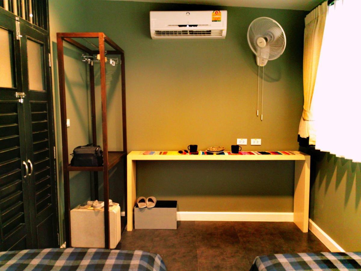 Bed and Breakfast Chomm House Bangkok Esterno foto